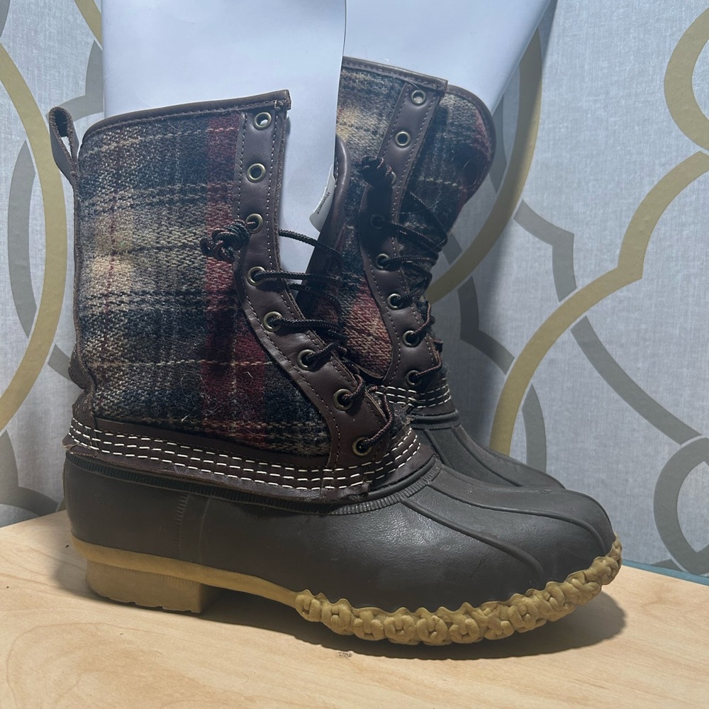 LL Bean Women's Classic Plaid Wool Shearling-Lined Winter Duck Boots 8 M